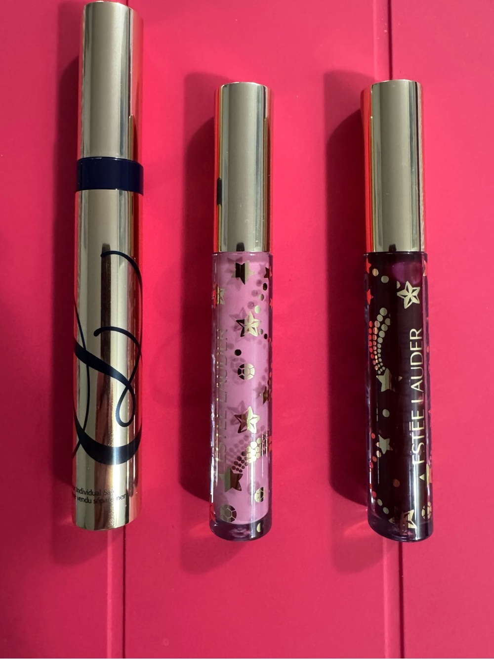 NEW Estee Lauder Makeup Trio:
Mascara 01 Extreme Black & 2
Lip Glosses